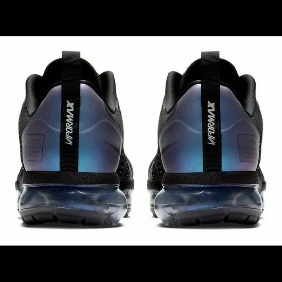 •SOLD• Nike Air Vapormax Run Utility Black Fuchsia - Picture 5 of 7